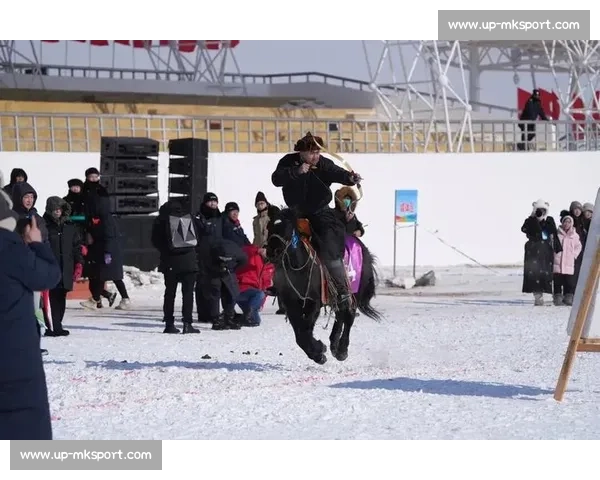 锡林郭勒蒙古马超级联赛总决赛燃情开赛 万马奔腾演绎草原速度与激情