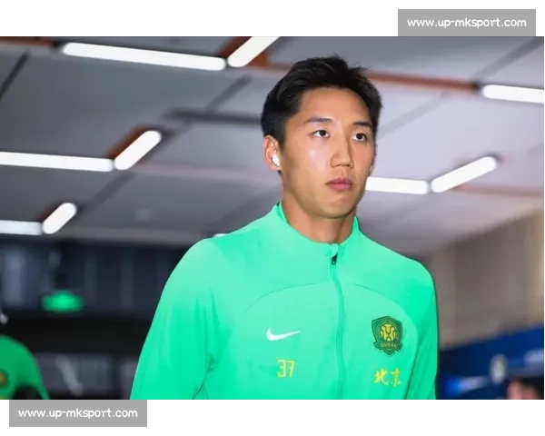 曹永竞致谢球迷:“第十二人” 最棒!哲哥彰显领袖魅力 曹永竞致谢球迷:“第十二人” 最棒!哲哥彰显领袖魅力