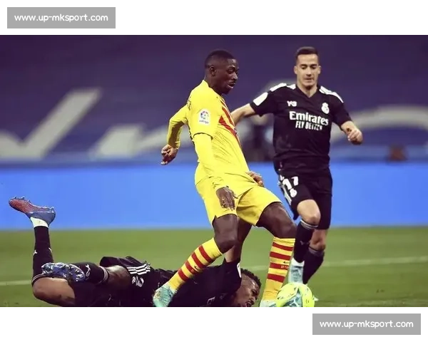 巴萨加速尼科 - 威廉姆斯季前赛加盟 哈维期待边路新星融入战术体系