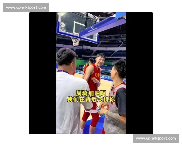 周琦爱子幼儿园毕业！与男篮叔叔互动害羞萌翻全网