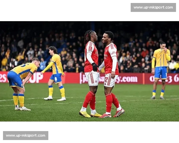 弗鲁米嫩塞击溃欧冠亚军，阿里亚斯：巴西足球今夜无眠！