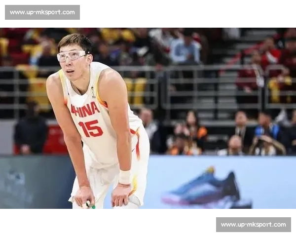周琦爱子幼儿园毕业！与男篮叔叔互动害羞萌翻全网